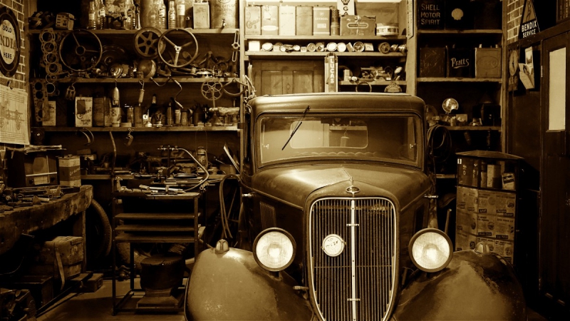 boutique-TOURRETTES SUR LOUP-min_antique_auto_automobile_automotive_car_classic_equipment_fix-1169797